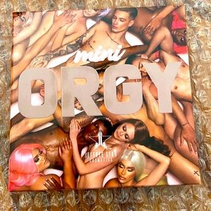 NIB Jeffree Star mini orgy palette